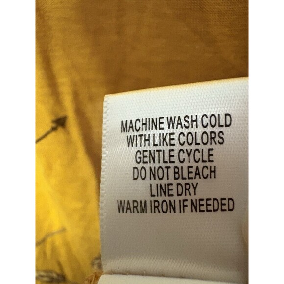 SELF ESTEEM Mustard Arrows Print V Neck Short Sleeve Women's T Shirt Size XL - Picture 5 of 5